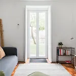 Garden Oasis With Patio Апартаменти *