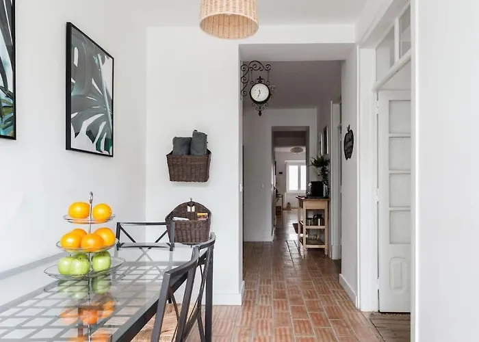 Garden Oasis With Patio Διαμέρισμα Lisboa