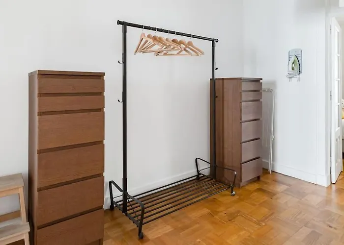 Διαμέρισμα Garden Oasis With Patio